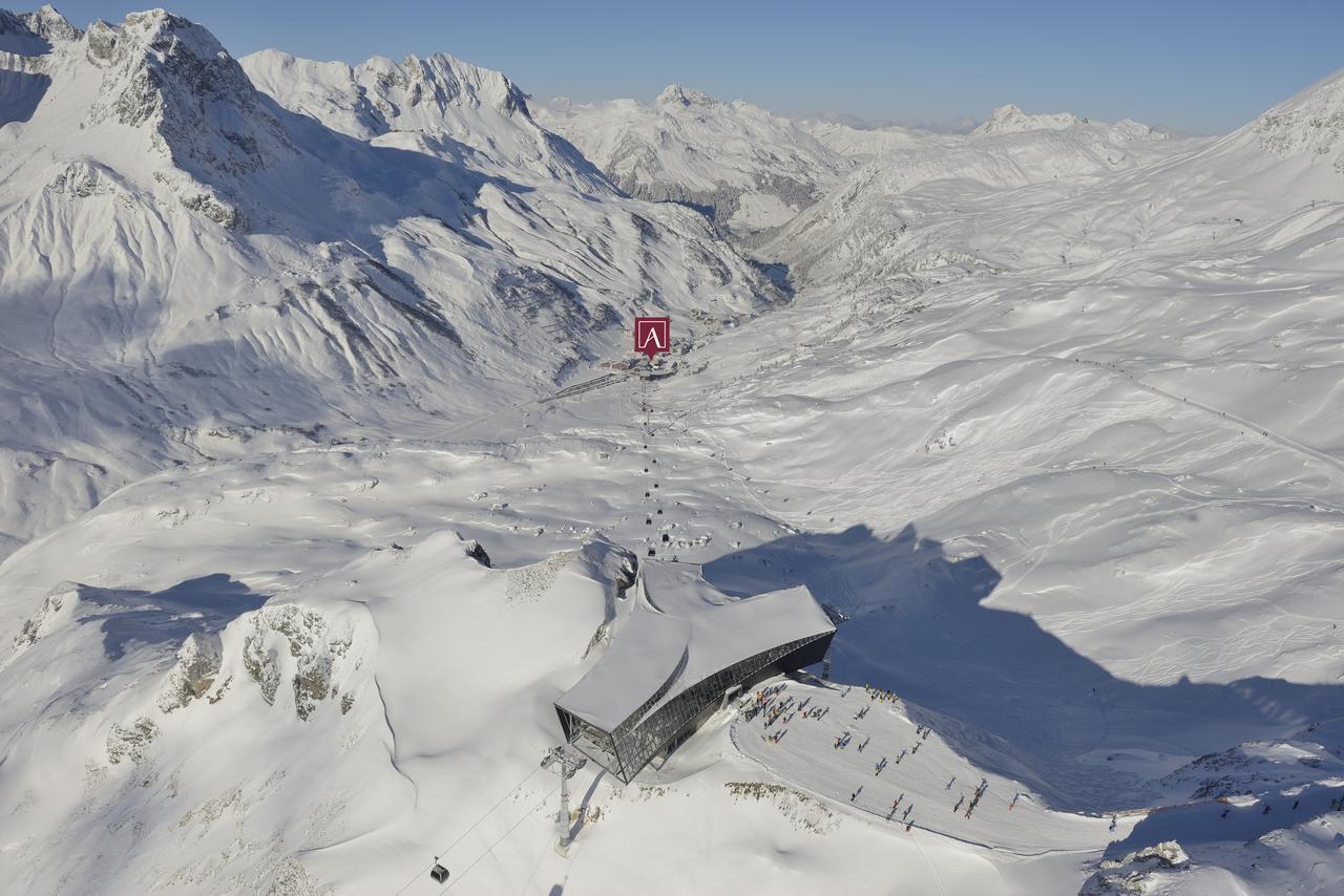 Arlberghaus Hotell Zürs Exteriör bild